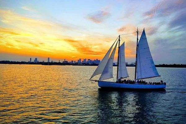 Boston Sunset Sail: Harbor Views & Schooner Cruise