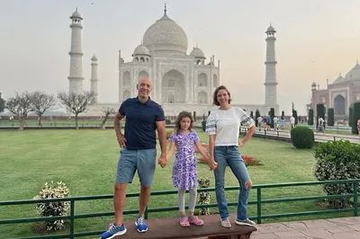 Taj Mahal Day Trip: A Luxurious Agra Adventure by Gatimaan Express