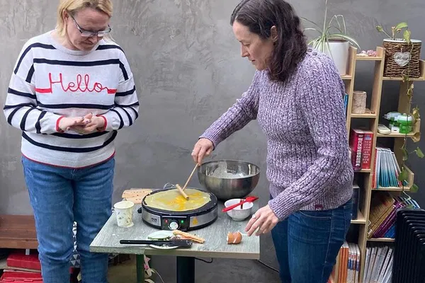 Beijing Street Food Secrets: Jian Bing Chef Adventure!