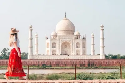 Discover Agra's Majesty: A Private Taj Mahal & Fort Tour