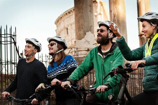 Glide Through Rome: An Exclusive E-Bike Adventure!