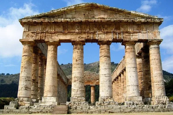 Sicily's Ancient Wonders: A Private Temple, Salt Pans, and Island Tour from Palermo