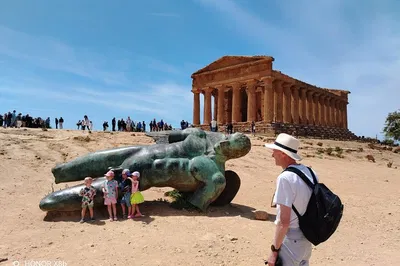 Sicily's Ancient Wonders: A Syracuse to Agrigento & Scala dei Turchi Car Tour