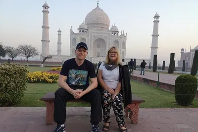 Unveiling Agra: A Whirlwind Day Trip from Delhi by Gatiman Express