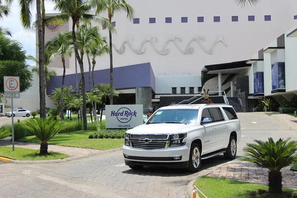 Luxury Airport Transfers: PVR to Nuevo Nayarit Resorts