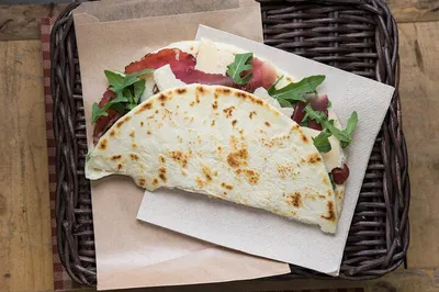 Rimini's Culinary Secrets: A Street Food & Aperitivo Adventure