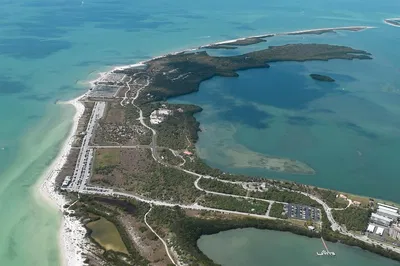 Tampa Bay Helicopter Tour: See Beaches & Skyway