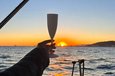 Barcelona Sunset Sailboat Tour with Cava Open Bar