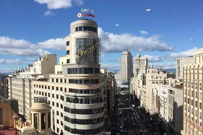 Unveiling Madrid's Architectural Grandeur: A Rooftop Journey Through Gran Vía's 20th Century Marvels