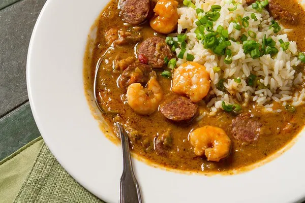 Savor New Orleans: A Cocktail & Culinary History Adventure