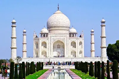 Discover Agra & Jaipur: A Whirlwind 2-Day Car Tour from Delhi