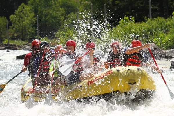 Conquer the Ocoee: Whitewater Rafting Thrills near Chattanooga