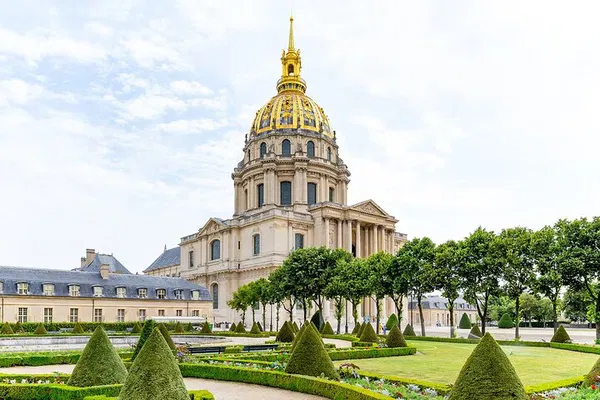 Skip the Line: Napoleon's Tomb & Army Museum