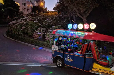 San Francisco Sunset Magic: Private Tuk Tuk Adventure!