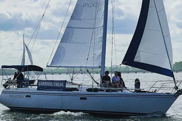 Sail Away: Brooklyn Bridge Sailboat Tour - Iconic Views Await!