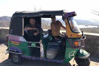 Jaipur's Cultural Gems: A Tuk-Tuk Adventure Through the Pink City