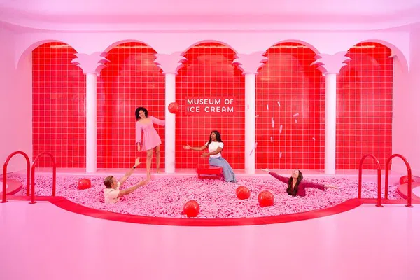 Miami's Museum of Ice Cream: Sweet Treats & Fun!