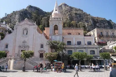 Discover Taormina's Treasures: A Sicilian Cultural Journey