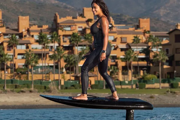 Estepona EFoil Adventure: Glide Over the Costa del Sol!