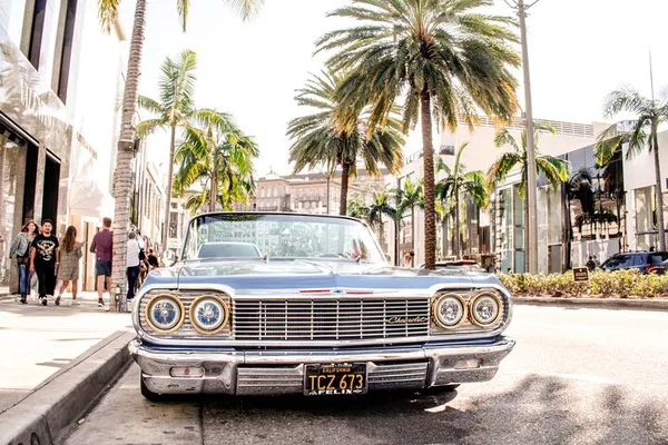 Cruise LA's Culture: Classic Lowrider Tour Adventure