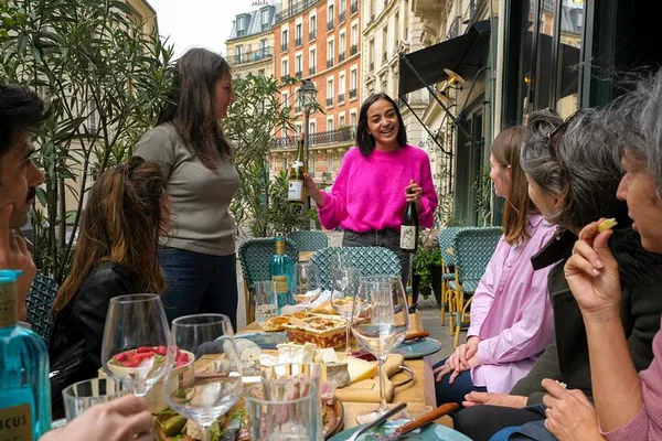 Montmartre Food & Wine Tour: Taste Paris' Best Bites!