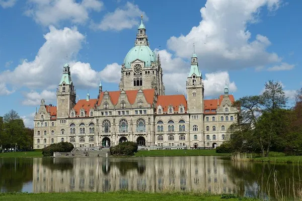 Unveiling Hannover: A Phoenix City Private Walking Tour