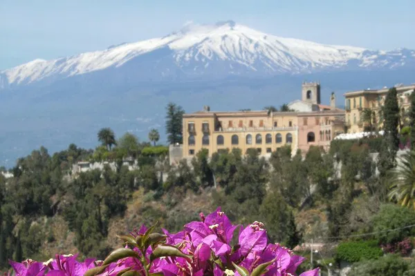Unveiling Taormina's Secrets: A Personalized Walking Tour