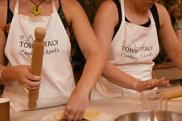 Florence Pasta & Gelato Class: Cook, Eat & Enjoy!