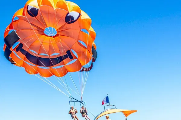 Soar Above the French Riviera: A Parasailing Adventure in Mandelieu-la-Napoule