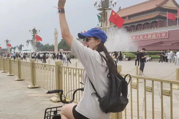 Beijing Bike Tour: Uncover Forbidden City & Tiananmen Secrets!