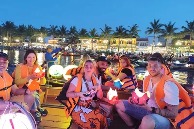 Discover Hoi An's Enchanting Night: Boat Trip, Lanterns & Market