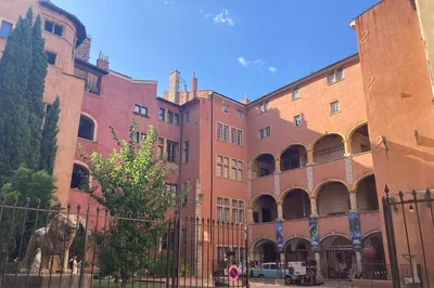 Old Lyon & Fourvière Basilica: Must-See Walking Tour
