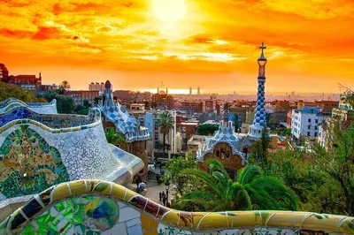 Park Guell: Skip the Line & Guided Tour in Barcelona
