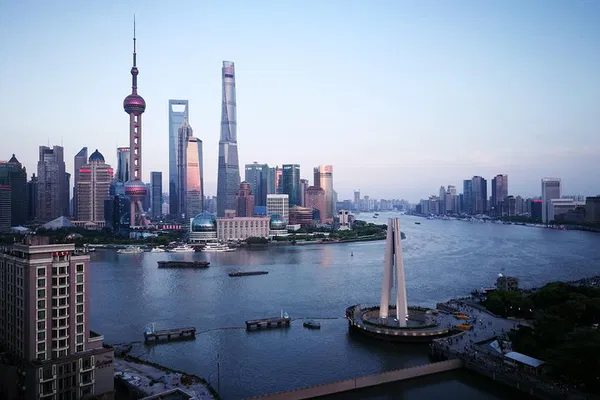 Shanghai: Private, Custom City Highlights Day Tour