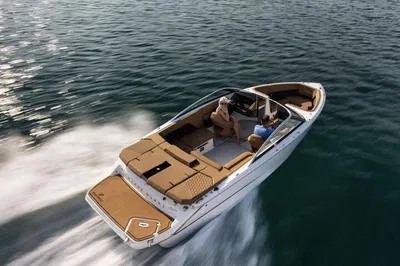 Lake Como Speedboat Tour: Villas, Gardens & Views