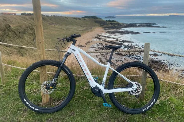E-Bike North Berwick: Coastal Views & Countryside