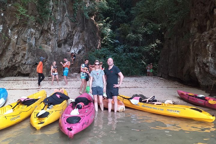 Krabi Sunrise Kayak: Embrace the Calm Before the Crowds
