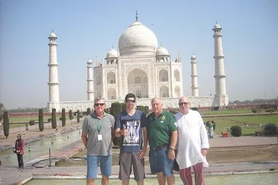 Chennai to Agra: Sunrise Taj Mahal Private Air Tour