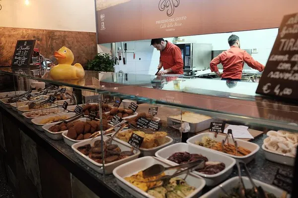 Uncover Authentic Venice: A Pure Bacaro Food & Wine Adventure