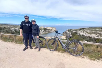 Syracuse to Ortigia: Pedal Through History on Two Wheels