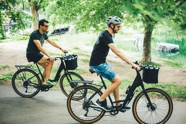 Explore Montreal at Your Pace: Discover Hidden Gems with Bike Rentals