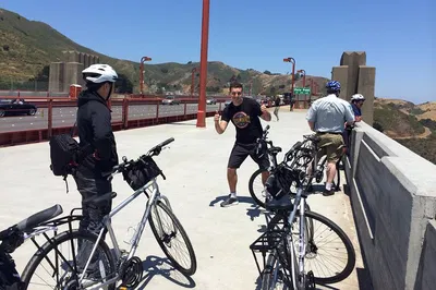 Conquer the Golden Gate: Bike Rental Adventure with Freebies!