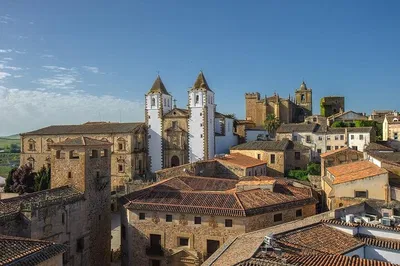 Madrid to Extremadura: 6-Day Self-Drive Adventure