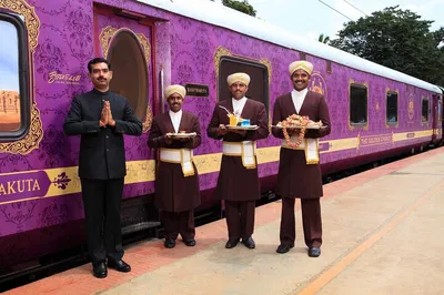Luxurious Taj Mahal Day Trip: Experience India by Train
