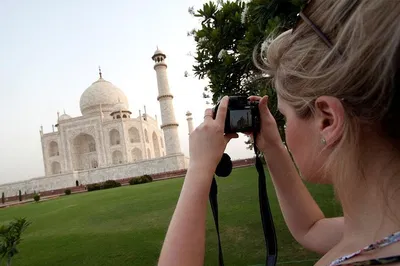 Unveiling Agra's Majesty: A Day Trip to the Taj Mahal & Agra Fort