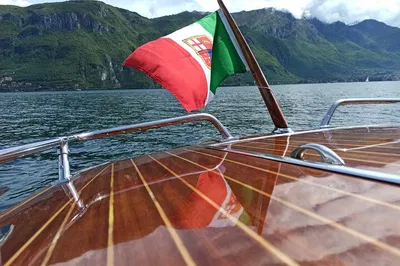 Lake Como's Vintage Charm: A Private Wooden Boat Adventure
