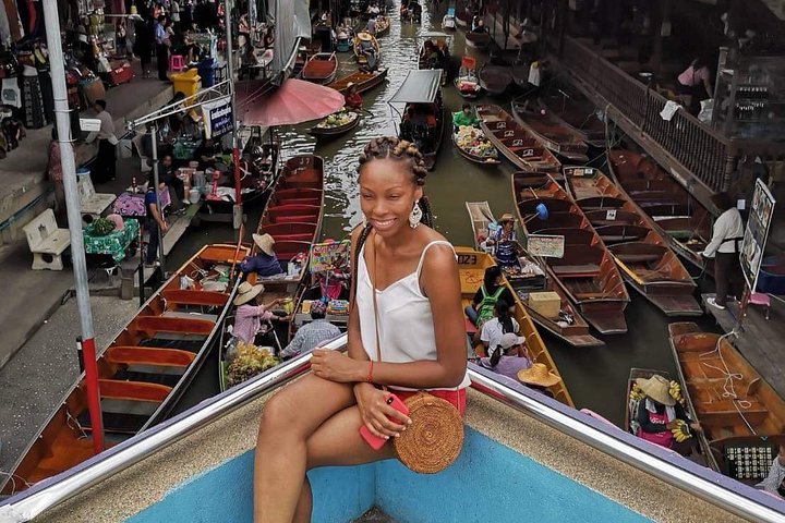 Bangkok: Private Floating Market & Railway Tour
