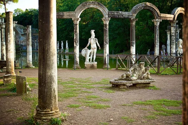 Capture Roman Splendor: A Unique Photo Tour of Hadrian's Villa & Villa d'Este