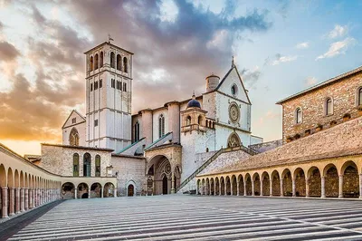 Discover Spiritual Italy: Private Assisi Day Trip from Rome