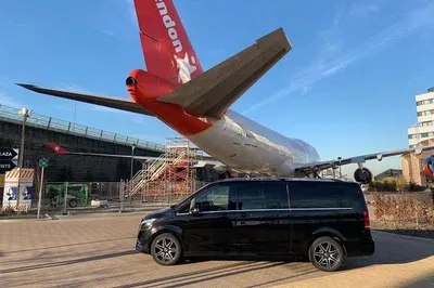 Luxury Amsterdam to Paris Private Transfer: Travel in Style and Comfort